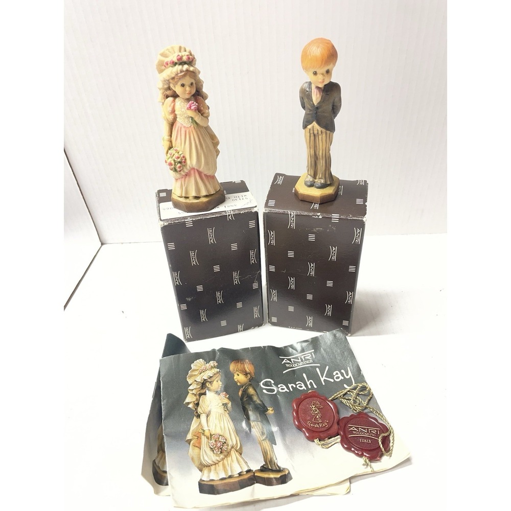 Anri Sarah Kay figurines, "To Love and…. "With this ring" figurine Wooden Set EC